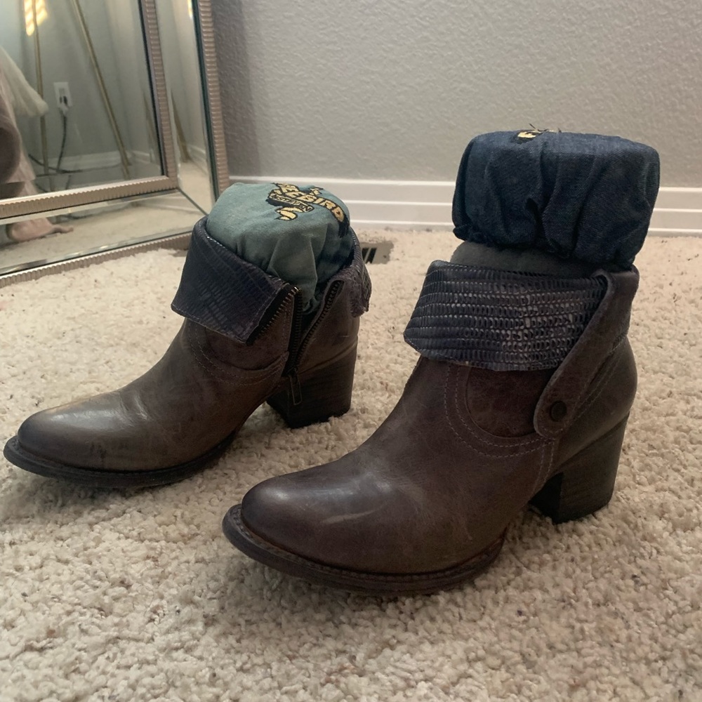 Freebird by Steve Madden booties size 6